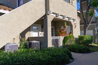 Building Photo - 34 Via Meseta