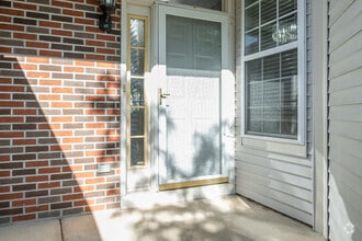 Building Photo - 3083 Anton Dr