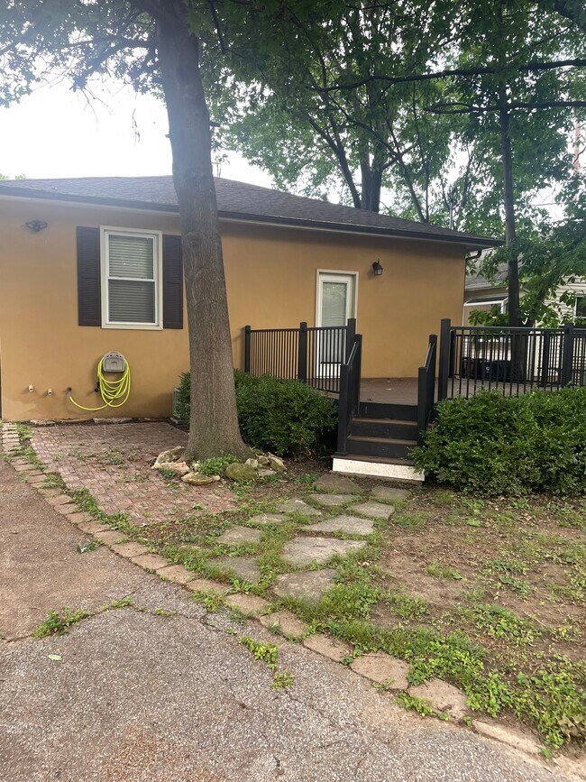 Foto del edificio - 4814 Wilshusen Ave