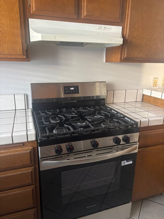 Building Photo - 3540 Toyon St