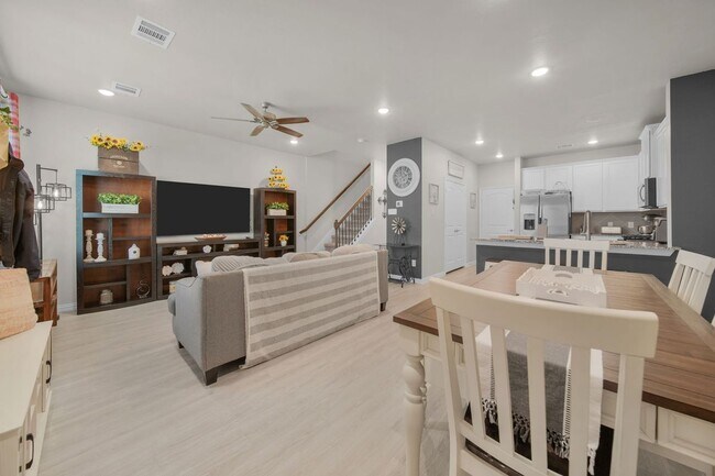 Building Photo - 12607 Taymouth Manor Dr