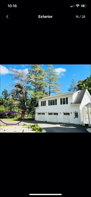 Apartamento es todo el segundo piso del edificio. - 165 Stockbridge Rd
