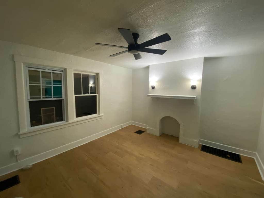 Foto principal - 1216 Belmont St