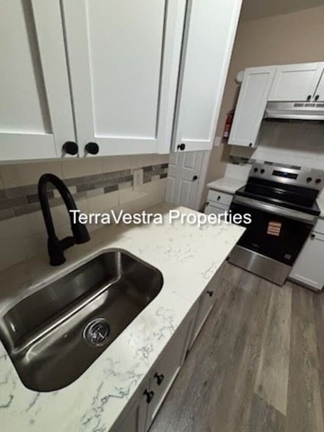 Single Family in Gloucester City! Eligible for $500 Security Deposit. - Single Family in Gloucester City! Eligible for $500 Security Deposit.