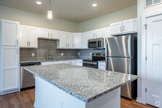 1HAB, 1BA - 668 ft² - Summer Ridge