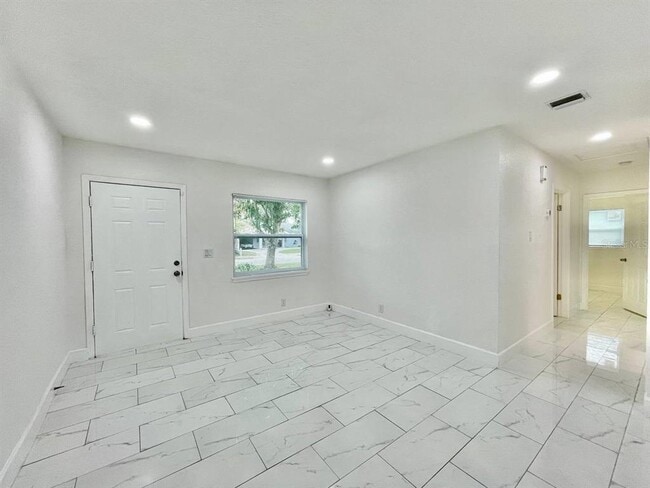 Foto del edificio - 5019 S 86th St