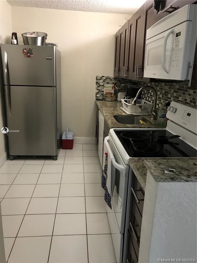 Building Photo - 1251 NE 108th Street  722 Miami FL 33161