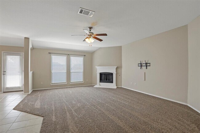 Foto del edificio - 1709 Lake Pine Dr