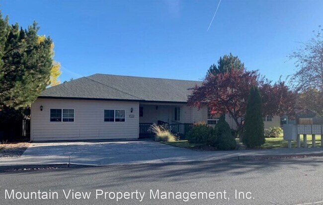 Building Photo - 5 br, 3 bath House - 2209 NE Wells Acres Rd.