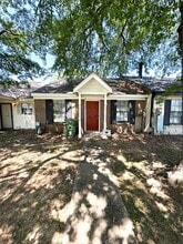 Building Photo - 5720 Worchester Dr