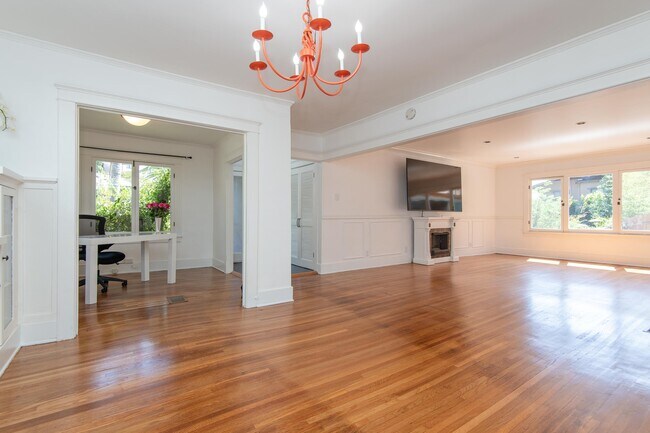 Foto del edificio - 2001 1/2 Pinehurst Rd