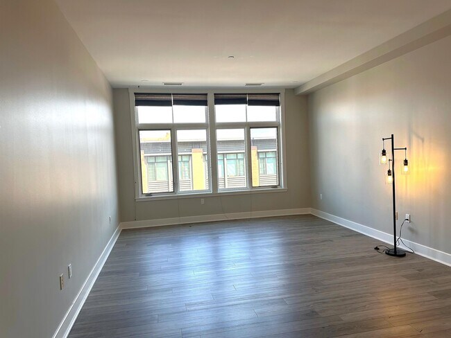 Foto del edificio - 7220 W Bonfils Pl