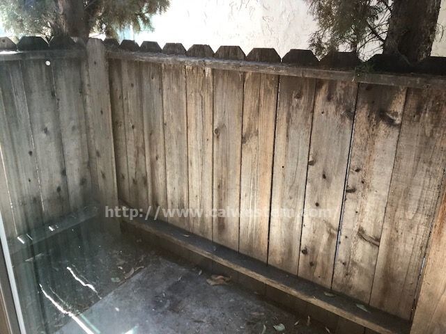 Foto del edificio - 1/1 downstairs with small side yard