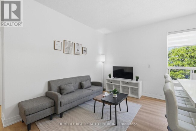 Building Photo - 223 Jameson Ave