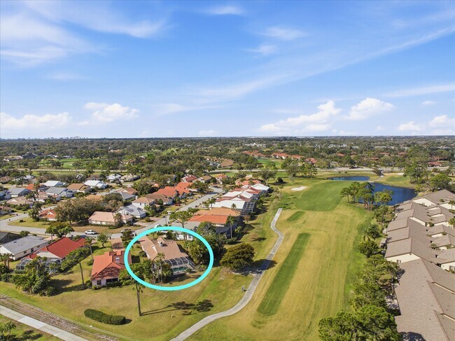 Foto del edificio - 5829 Fairwoods Cir