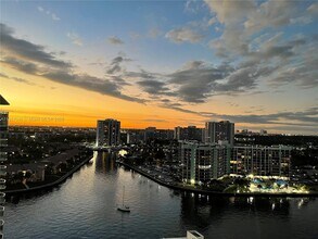 Building Photo - 3800 S Ocean Dr