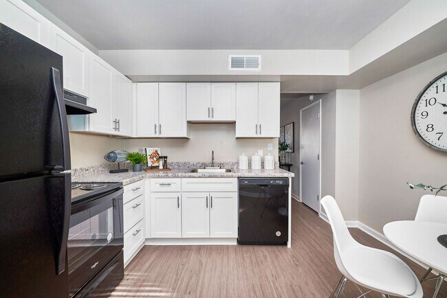 Foto del edificio - Asbury Place Townhome Apartments