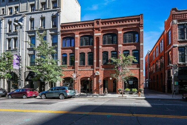 Interior Photo - Union Block Property