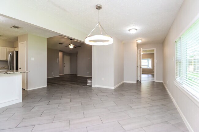 Foto del edificio - 4503 Tylergate Dr