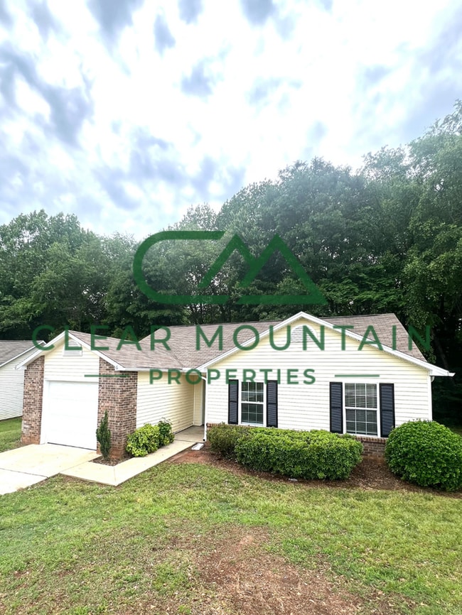 Photo - WINTER IS COMING! REDUCED RENT - $1799 House