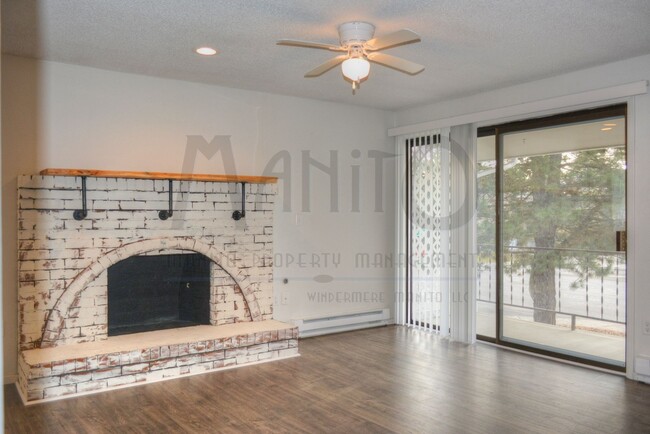 Building Photo - 3624/3626 S Mount Vernon Street Duplex (Lo...