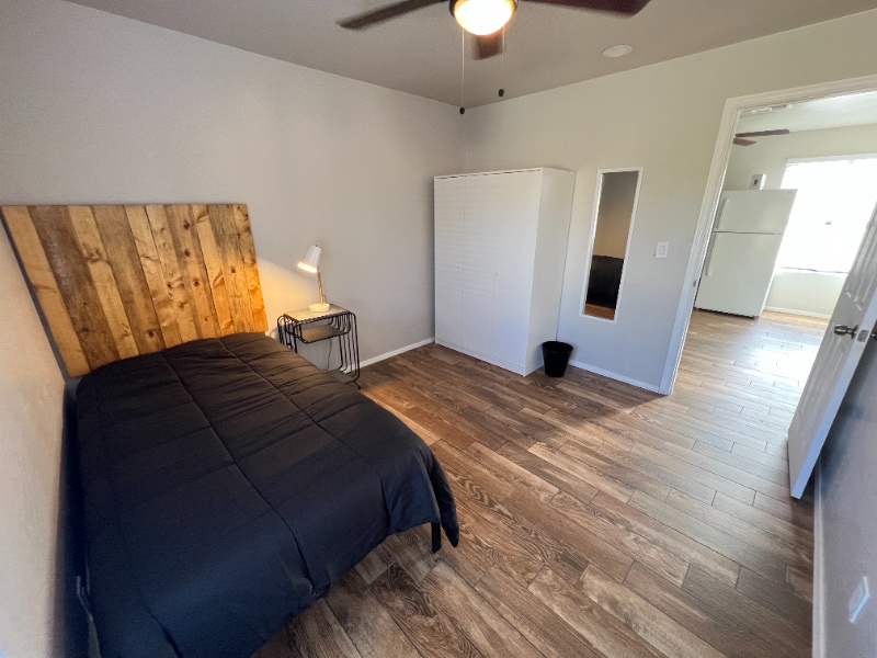 Foto principal - 3645 W Hadley St