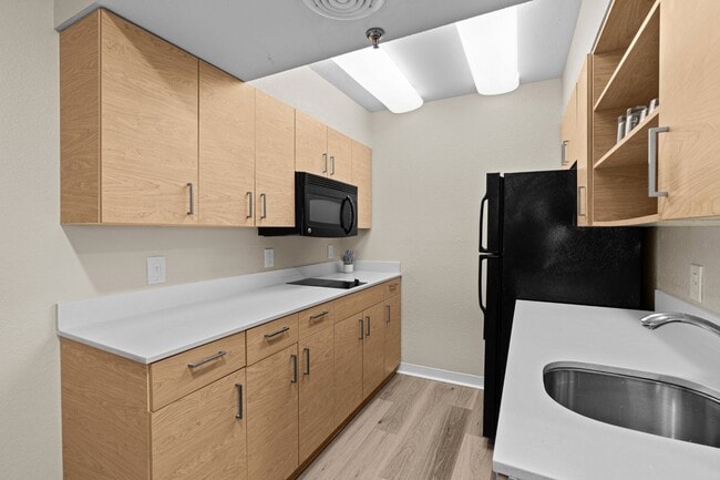 Building Photo - Avail Sandy Springs
