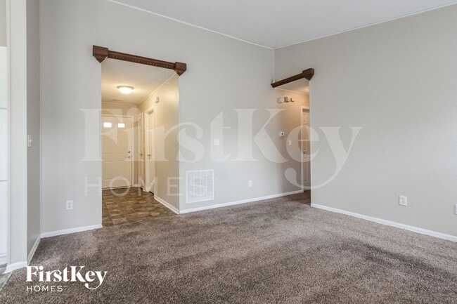 Building Photo - 6479 Hazelhatch Dr