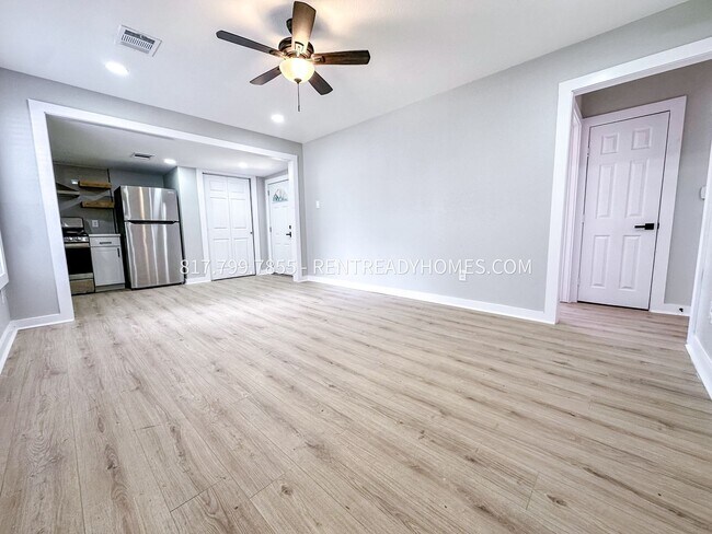 Foto del edificio - 7410 Evans St