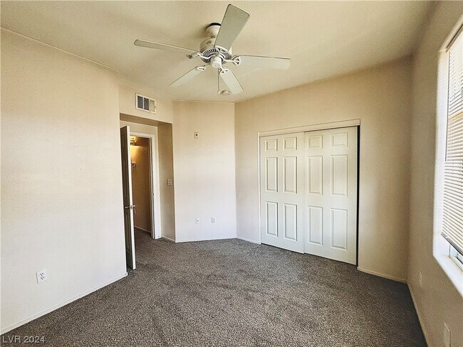 Building Photo - 7147 S Durango Dr
