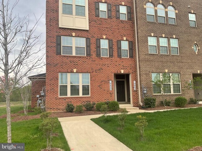 Building Photo - 14400 Mattawoman Dr