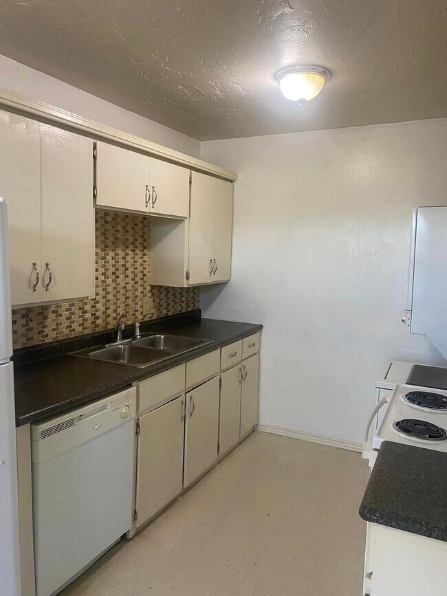 Foto del edificio - 1602 SW B Ave