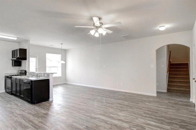 Building Photo - 12354 Roy Mix Bohn Lane