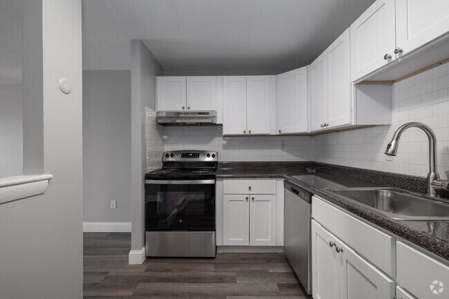 Foto del edificio - Towne House Apartments