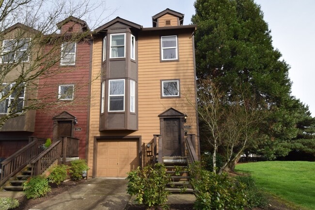 Photo - 232 NE 76th Ave House