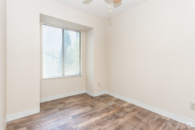 1HAB, 1BA - Santa Ana - SOMERSETT HILLS