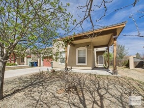 Building Photo - 4627 Solecito Loop