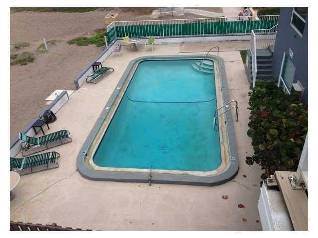 Foto del edificio - 720 Briny Ave