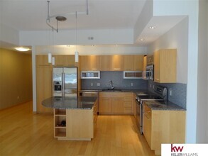 Building Photo - 1308 Jackson St