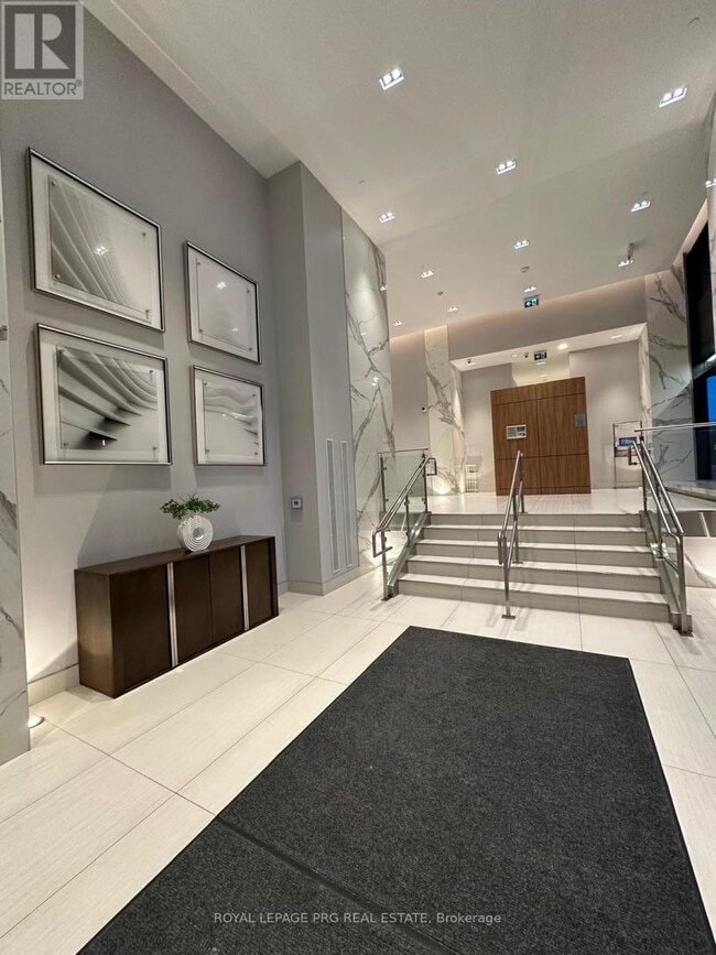 Building Photo - 20 Shore Breeze Dr