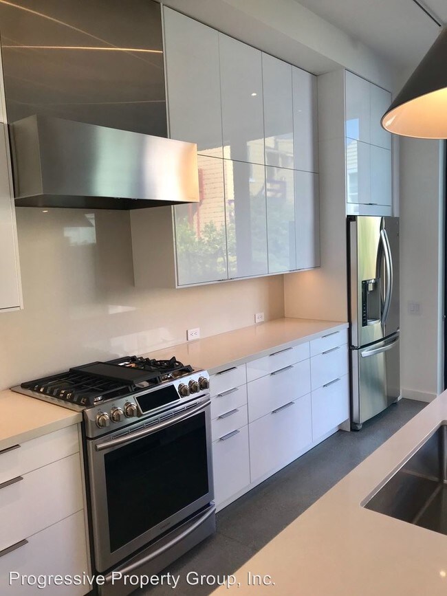 Building Photo - 1 br, 1 bath House - 622 Hampshire St
