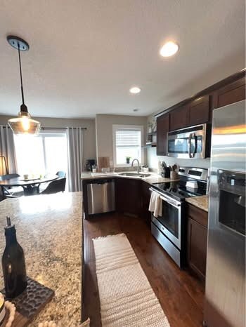 Foto del edificio - 4825 NE McDougal Ln
