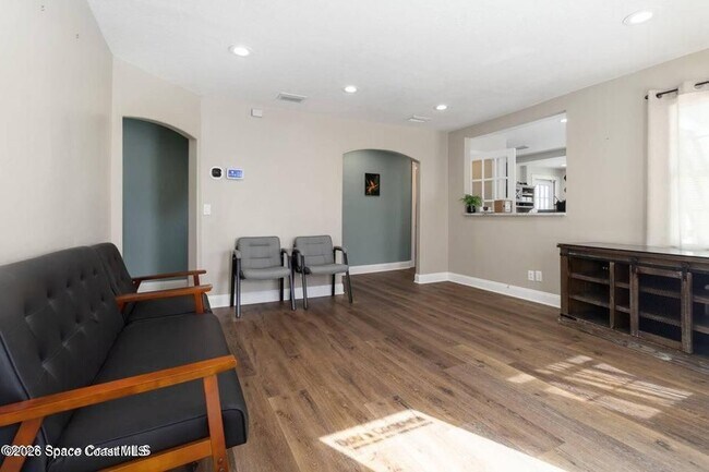 Foto del edificio - 1280 US-1