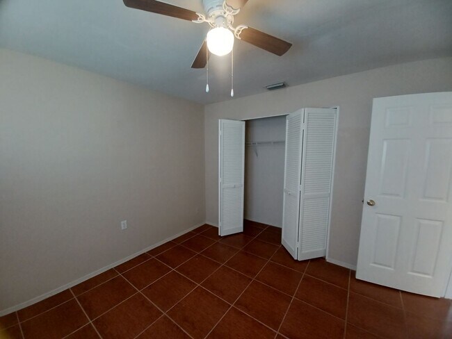 Foto del edificio - 1503-1505 SE 24th Ave