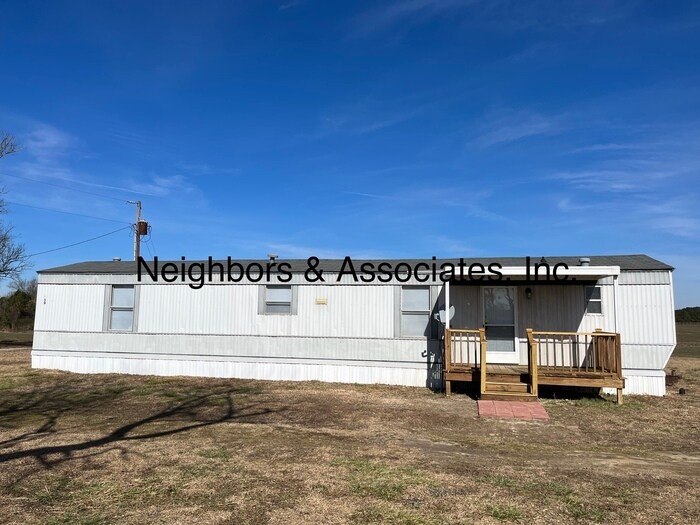 Primary Photo - 750 Raynor Rd