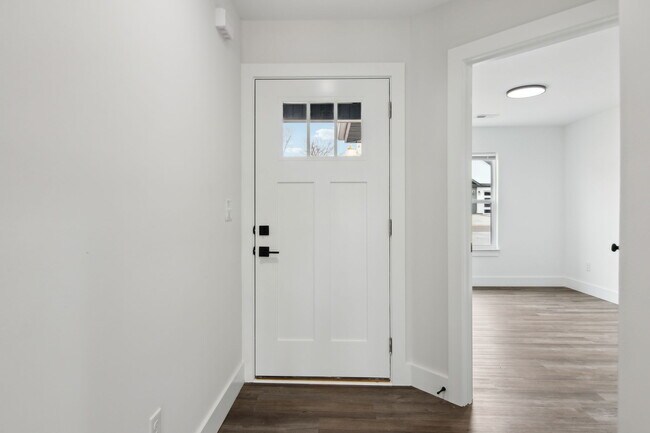 Foto del edificio - 5018 Aspen Spg Wy