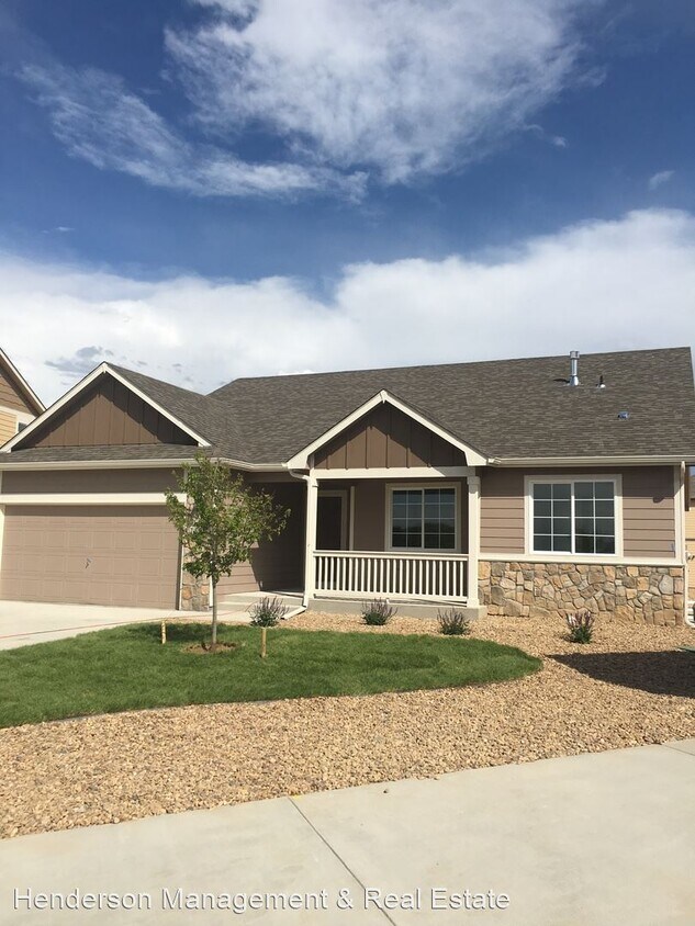 3 br, 2 bath House 7510 21st Street Road House Rental in Greeley