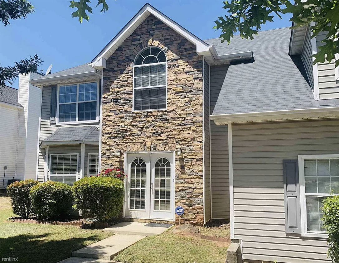 Primary Photo - 4 br, 3 bath House - 601 Jeans Cir