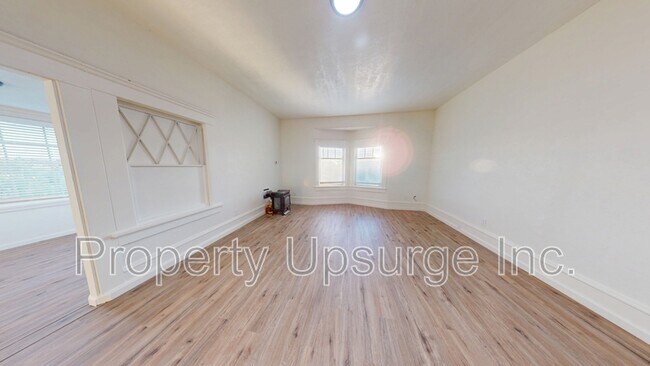 Foto del edificio - 1245 Grant St