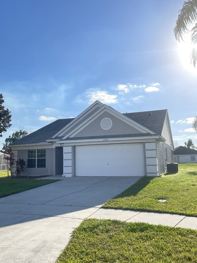 2740 Heron's Landing Dr, Kissimmee, FL 34741 House Rental in